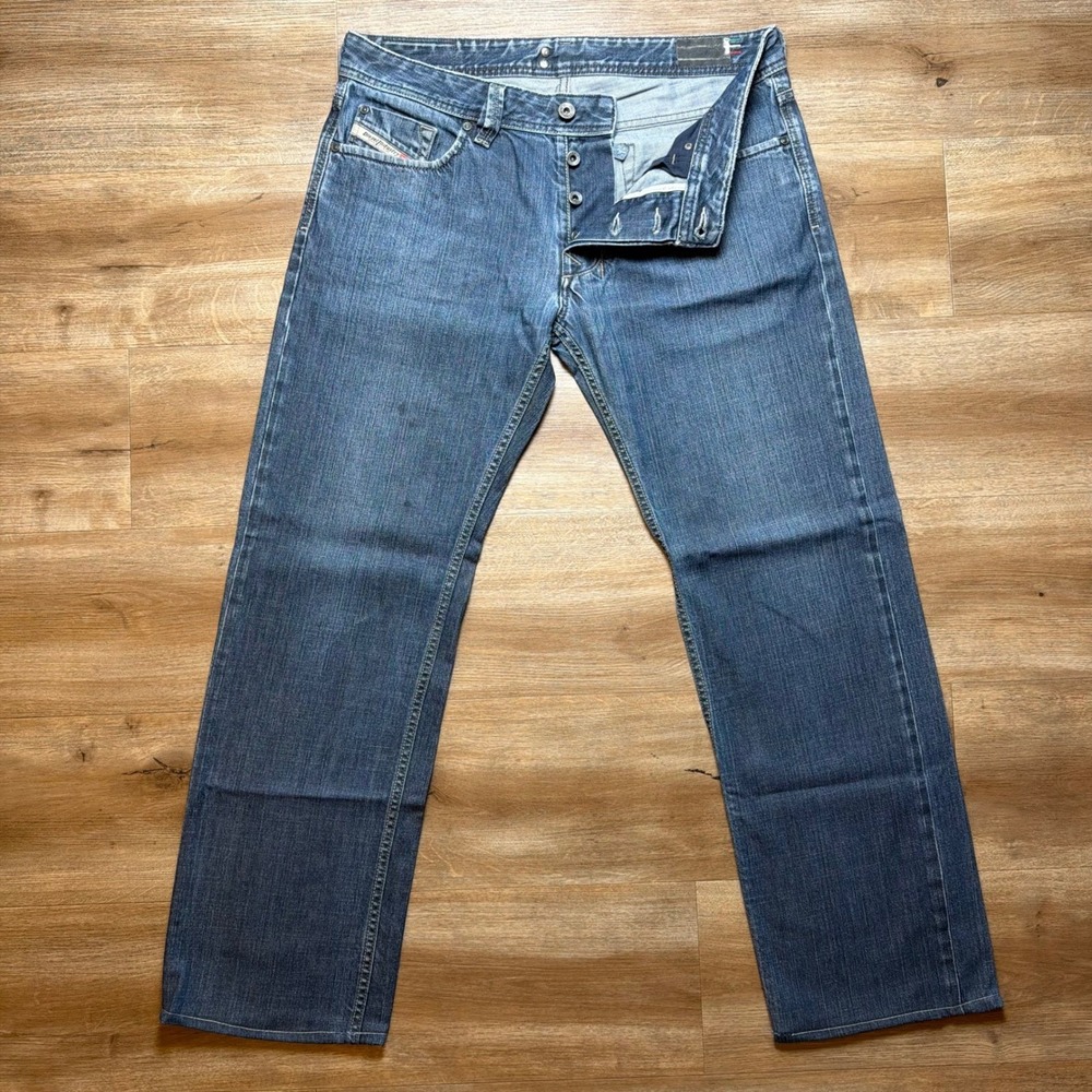 Diesel Larkee Jeans Men 33x30 Blue Regular Straight Leg Made in Italy 0088Z Y2K